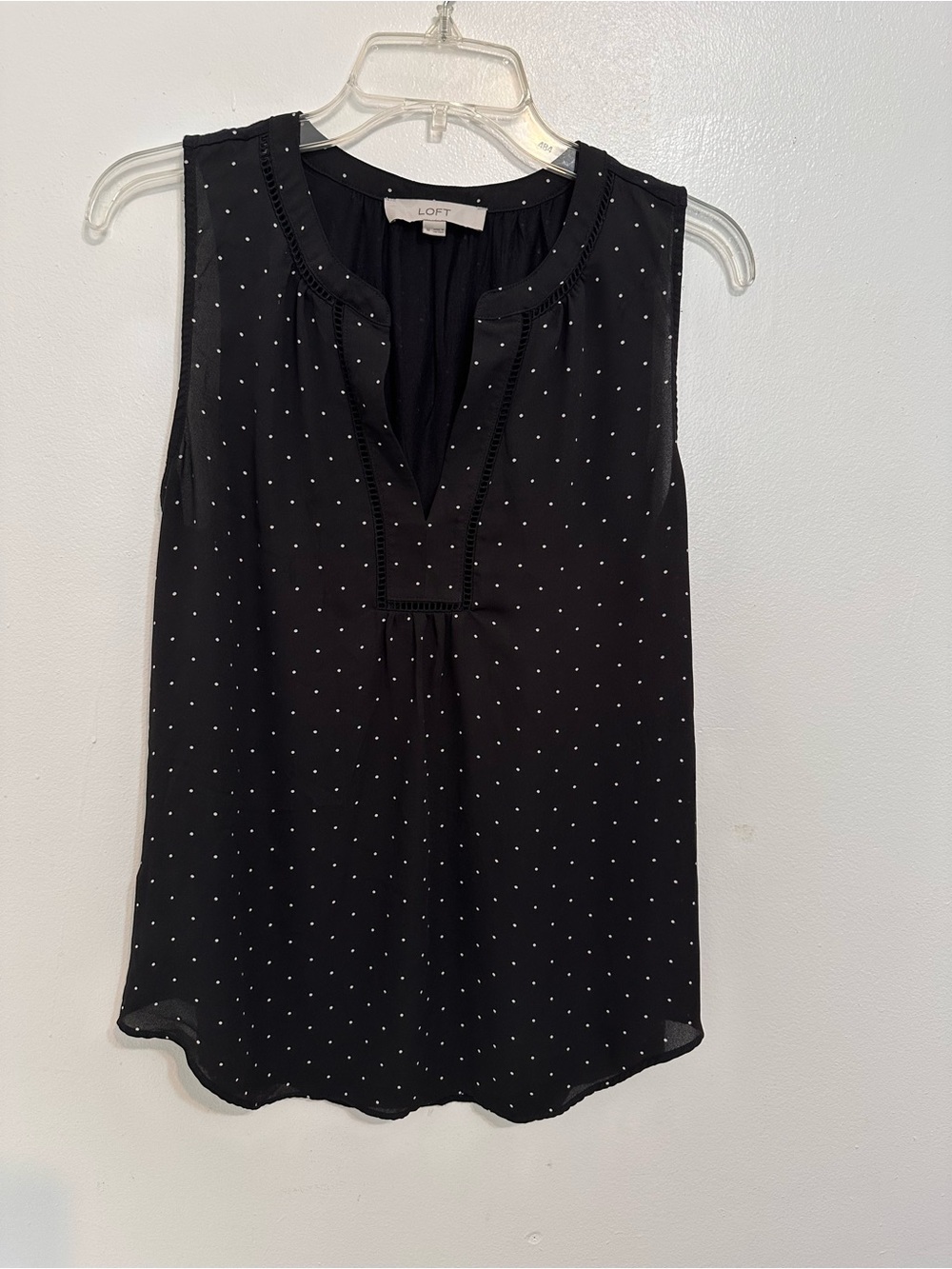 LOFT Black Polka Dot Sleeveless V-Neck Shell